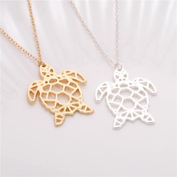 Popular Personality Jewelry Hollow Turtle Necklace